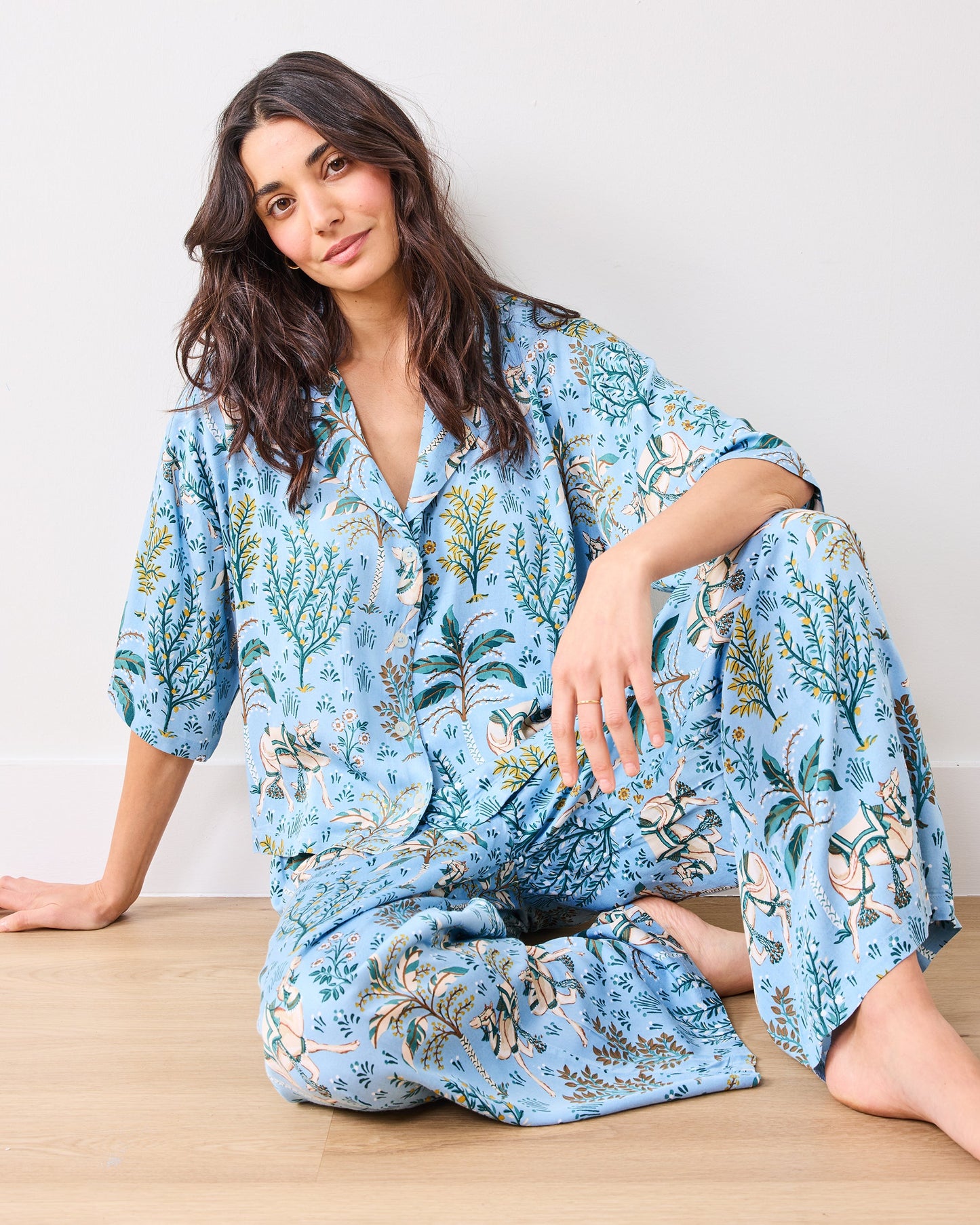 Camel's Courtyard - Petite Eco Satin Wildest Dreams Set - Slate Blue
