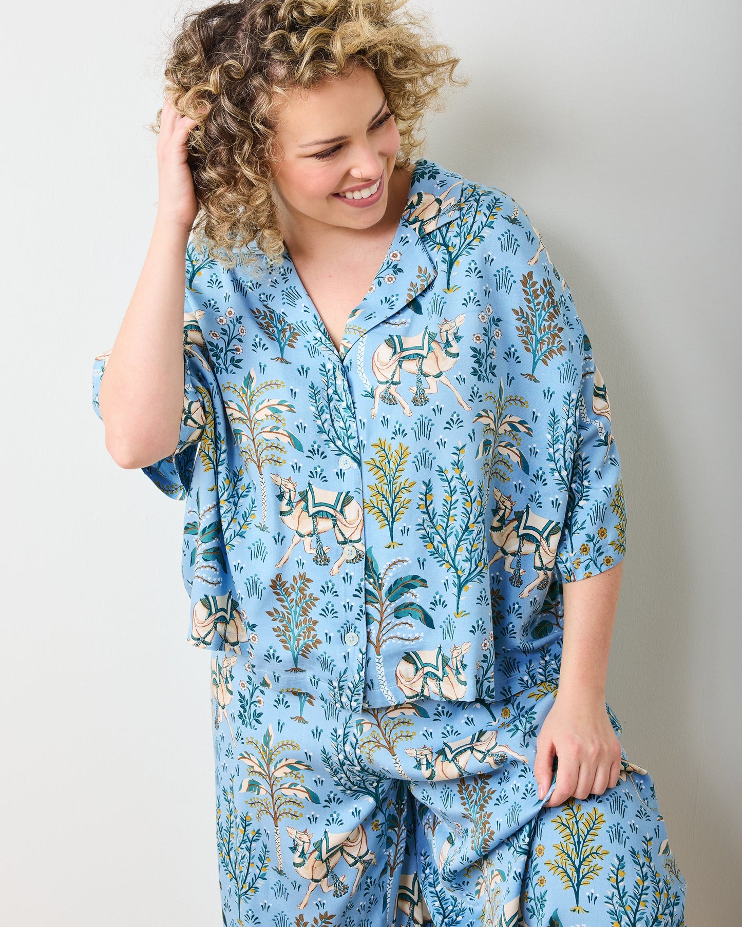 Camel's Courtyard - Tall Eco Satin Wildest Dreams Set - Slate Blue