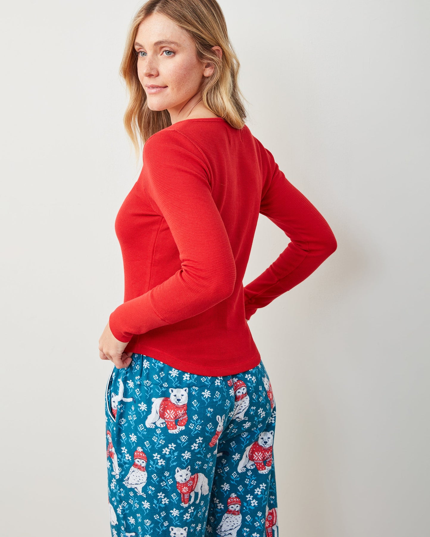 Crimson - Cozy Henley - Thermal