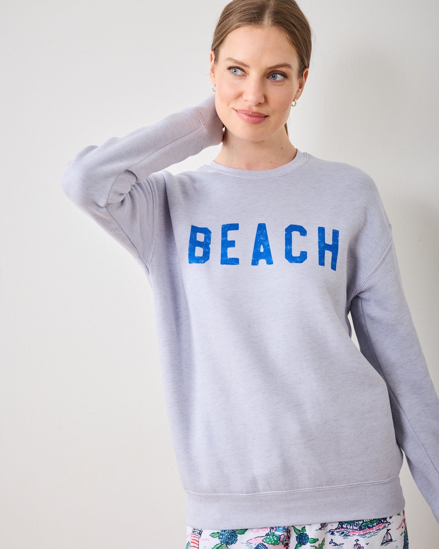 Light Blue - Beach Graphic Sweatshirt - Oat Collective