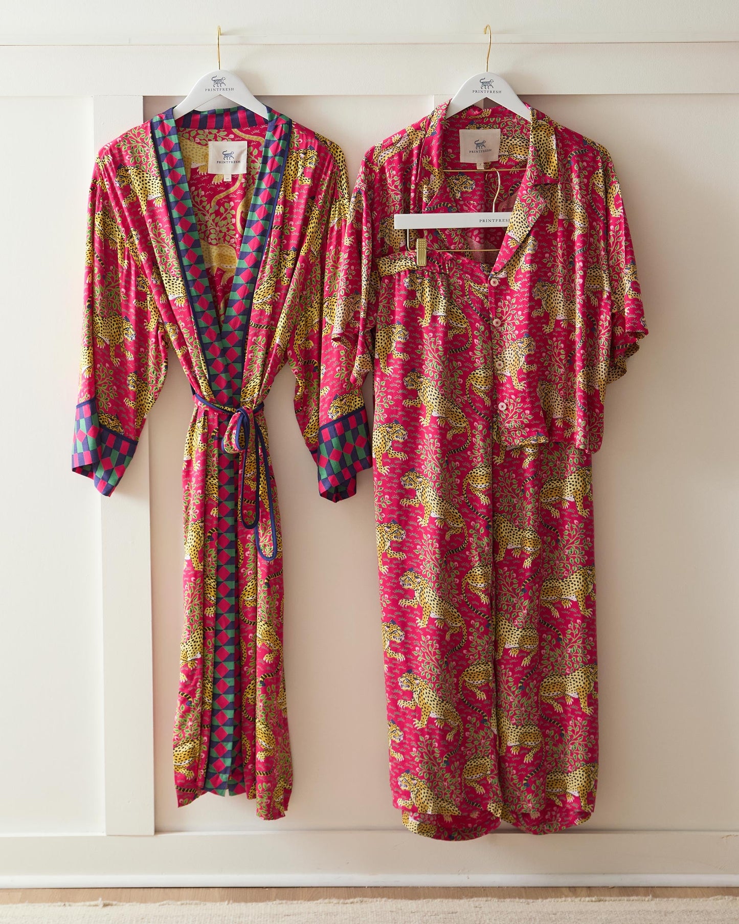 Bagheera - Eco Satin Wildest Dreams & Robe Set - Hot Pink